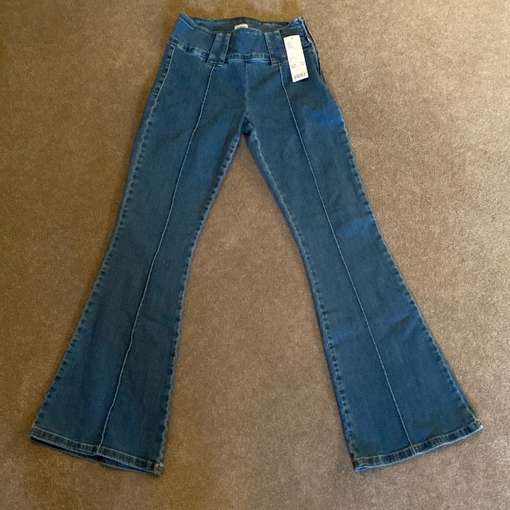 NWT BDG cropped flare jeans